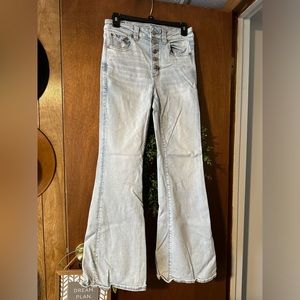 American Eagle Super Hi-Rise Flare Jeans, 6R